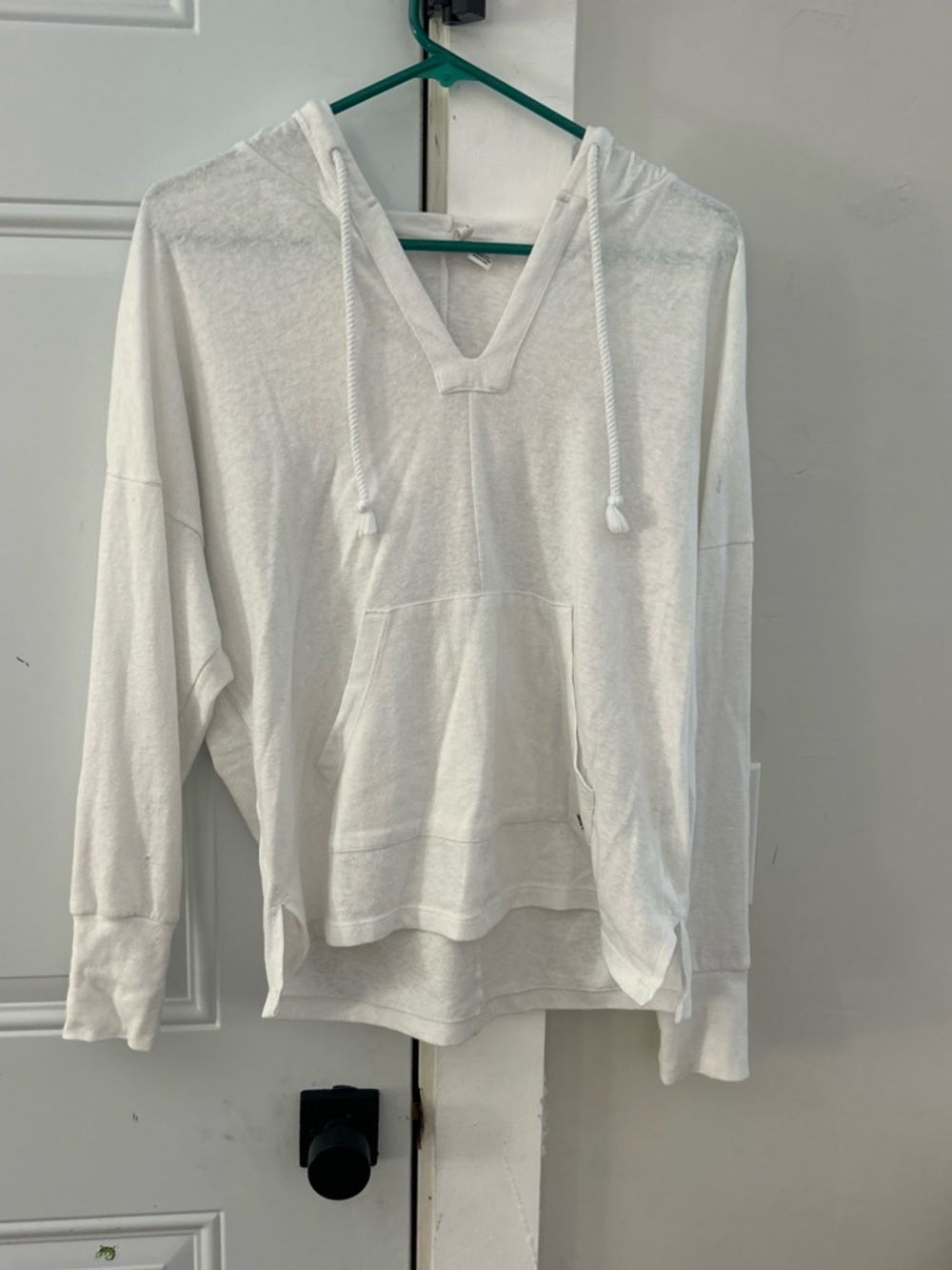 Roxy Women's White V-Neck Hoodie Pullover Sweatshirt